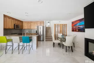 Photo #4: 230003538 Listing