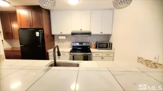 Photo #4: 230004641 Listing