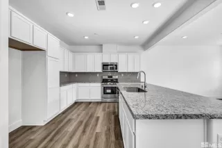 Photo #1: 230006577 Listing 