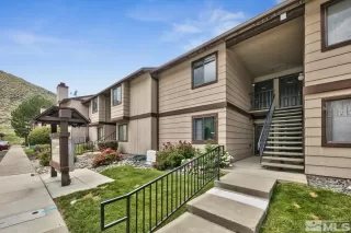 Photo #3: 230007135 Listing