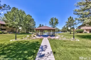 Photo #6: 230007135 Listing