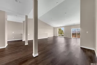 Photo #5: 230007214 Listing 