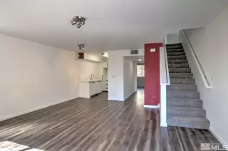 Photo #6: 230008613 Listing