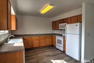 Photo #3: 230008648 Listing