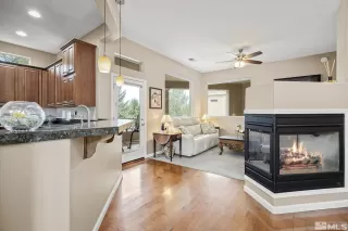 Photo #2: 230009651 Listing