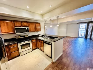 Photo #2: 230009836 Listing 