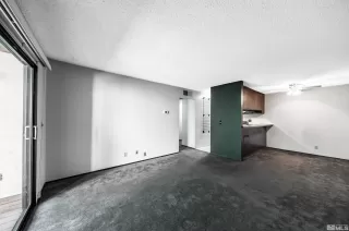 Photo #1: 230009890 Listing