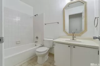 Photo #6: 230009949 Listing