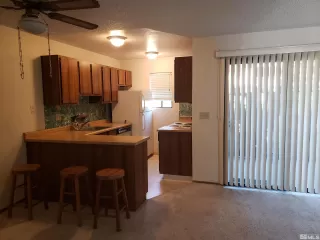 Photo #3: 230010333 Listing