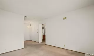 Photo #6: 230010657 Listing 