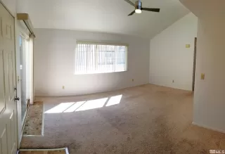 Photo #3: 230011415 Listing 