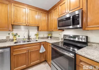 Photo #2: 230011637 Listing 