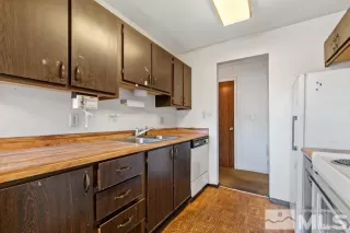 Photo #6: 230011798 Listing