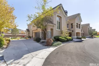 Photo #1: 230012193 Listing