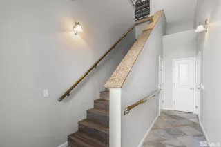 Photo #4: 230012193 Listing