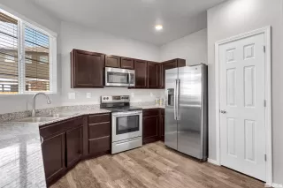 Photo #4: 230012261 Listing 