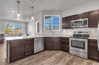 Photo #5: 230012261 Listing 