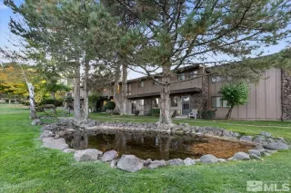 Photo #3: 230012347 Listing