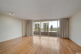 Photo #2: 230012412 Listing 