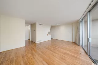 Photo #3: 230012412 Listing 