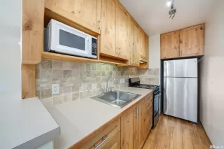 Photo #5: 230012412 Listing 