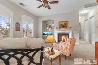 Photo #6: 230012485 Listing