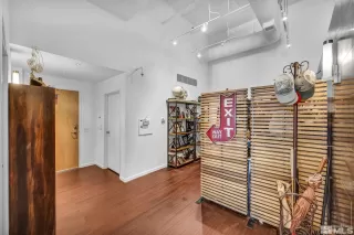 Photo #4: 230012585 Listing