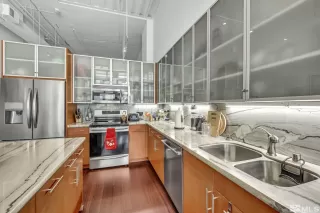 Photo #6: 230012585 Listing