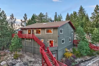 Photo #2: 230012593 Listing 