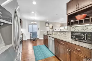 Photo #3: 230012632 Listing