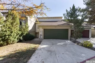 Photo #2: 230012637 Listing 