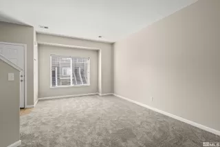 Photo #5: 230012731 Listing 