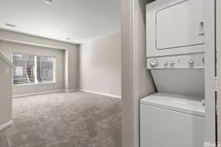 Photo #6: 230012731 Listing 