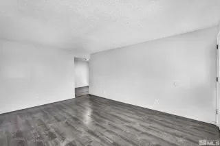 Photo #5: 230012764 Listing