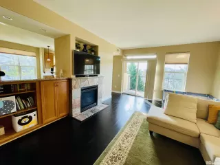 Photo #4: 230012803 Listing