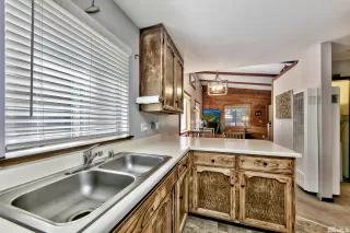 Photo #6: 230012903 Listing