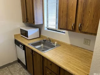 Photo #3: 230012959 Listing