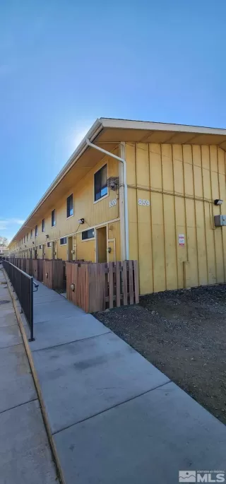 Photo #2: 230013063 Listing