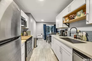 Photo #4: 230013346 Listing