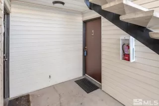 Photo #2: 230013527 Listing