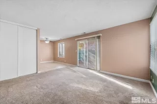 Photo #5: 230013527 Listing