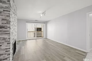 Photo #3: 230013537 Listing 