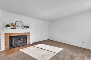 Photo #3: 230013538 Listing 