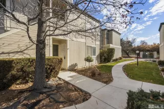 Photo #1: 230013591 Listing 