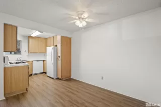 Photo #4: 230013591 Listing 