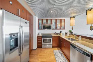 Photo #2: 230013597 Listing 