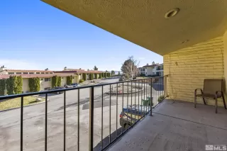 Photo #4: 230013730 Listing 