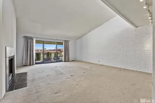 Photo #6: 230013730 Listing 