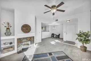 Photo #3: 230013844 Listing 