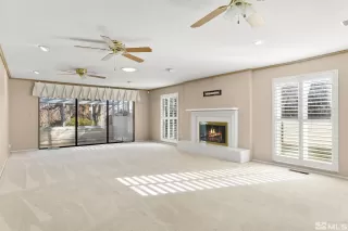 Photo #3: 230013863 Listing 